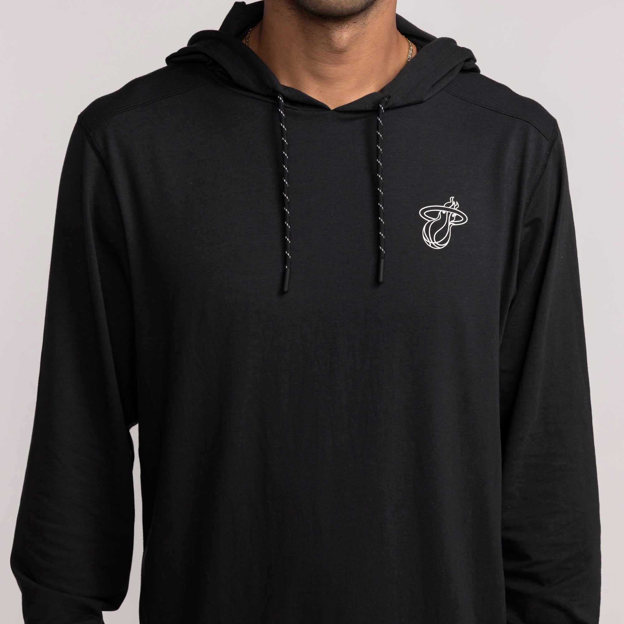 Black Miami HEAT Logo Forward pullover hoodie with drawstring hood and long sleeves. - '47 Brand Miami HEAT Logo Forward Hoodie