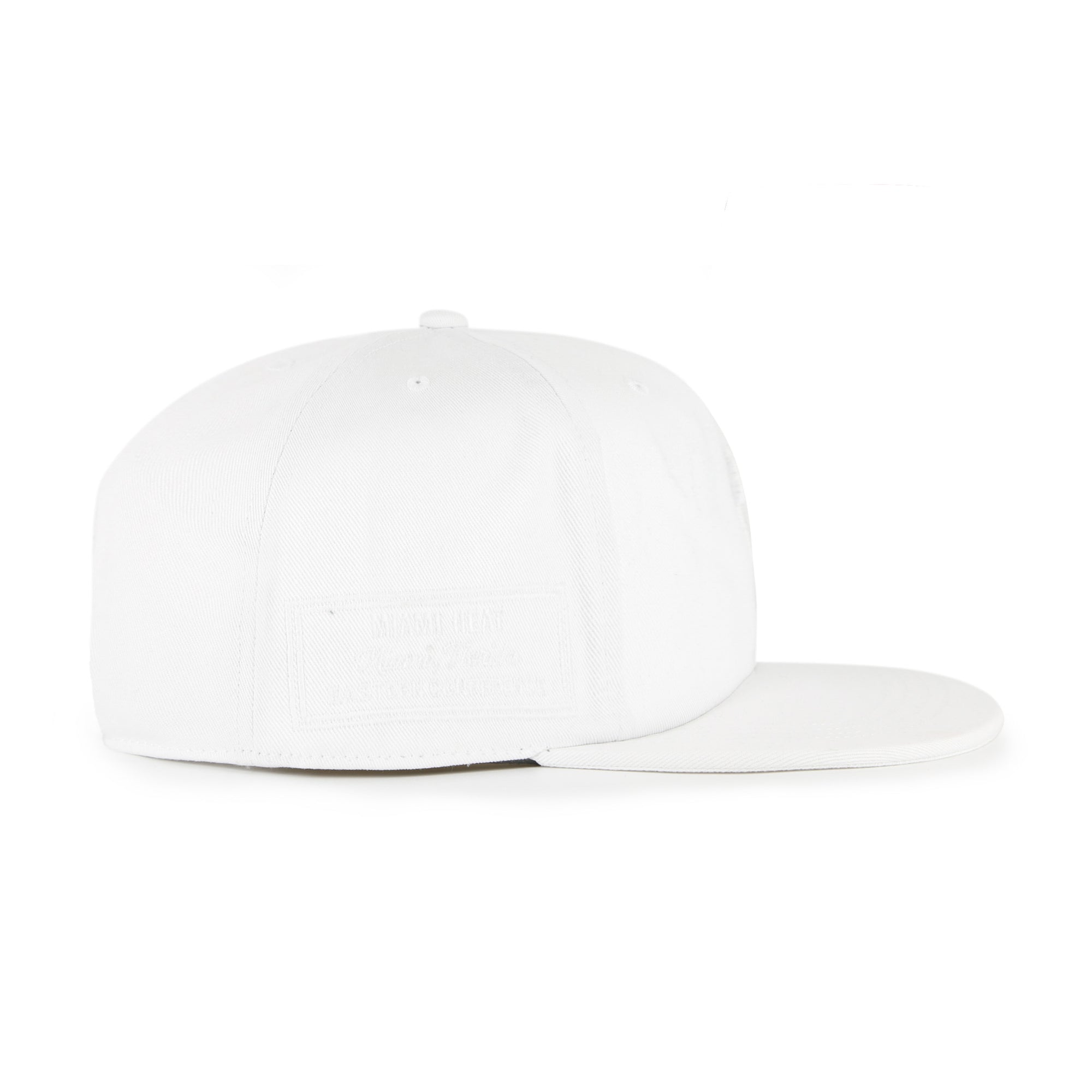 The '47 Brand Miami HEAT White Captain Snapback by '47 Brand is a plain white snapback cap with a flat brim, no visible logos or designs, an adjustable closure (one size fits most), and is best spot cleaned.