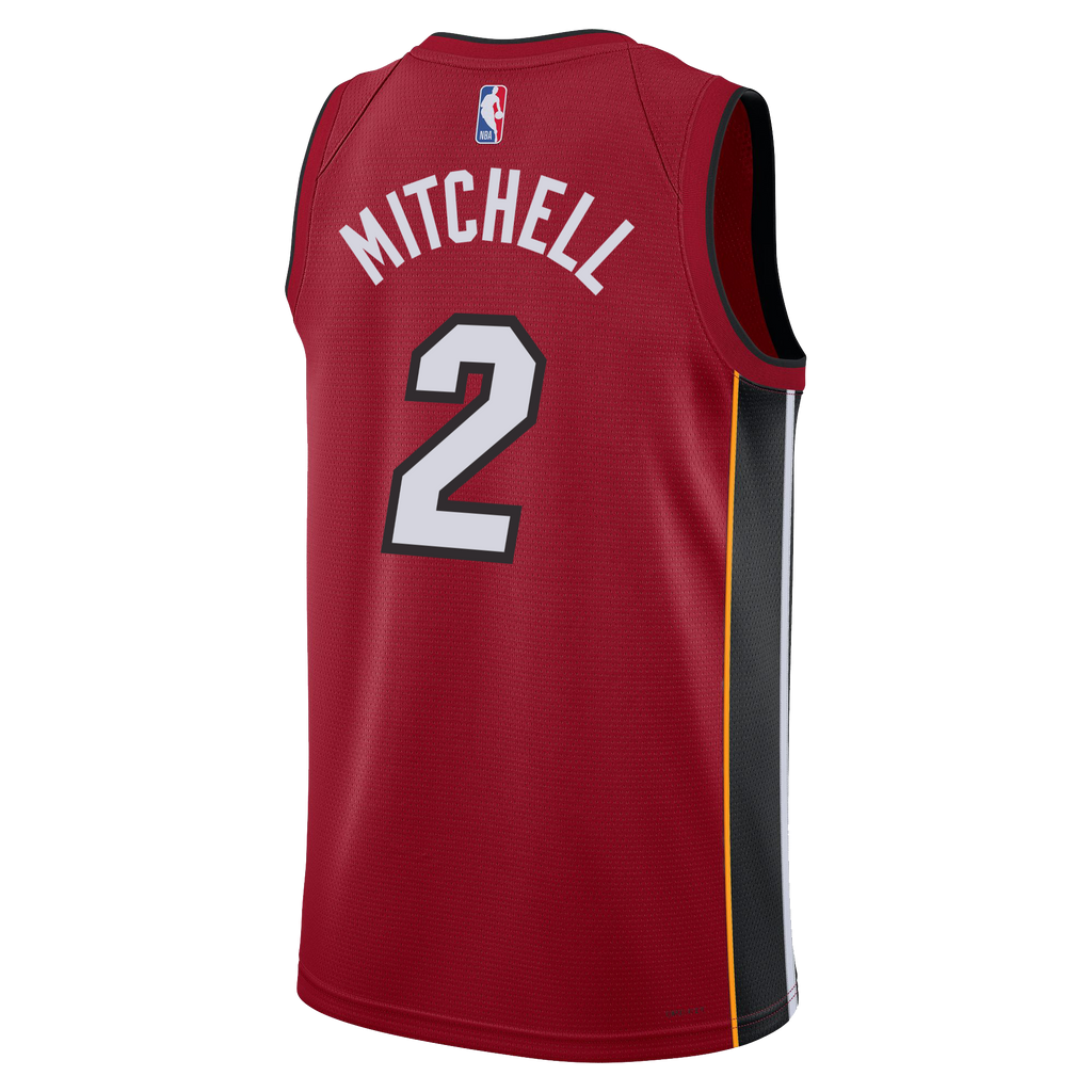 MH26125_WelcomeBackDavion_Stat
