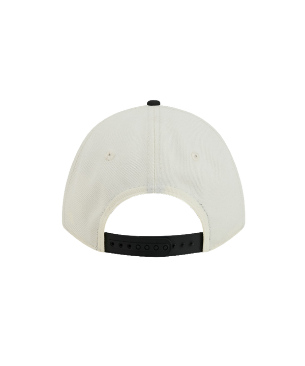 A white and black polyester New Era Miami HEAT 2-Tone Tonal Women’s Snapback features “HEAT” embroidered in large white letters on the front. This adjustable New Era cap is designed for comfort and style, ensuring a one-size-fits-most fit.
