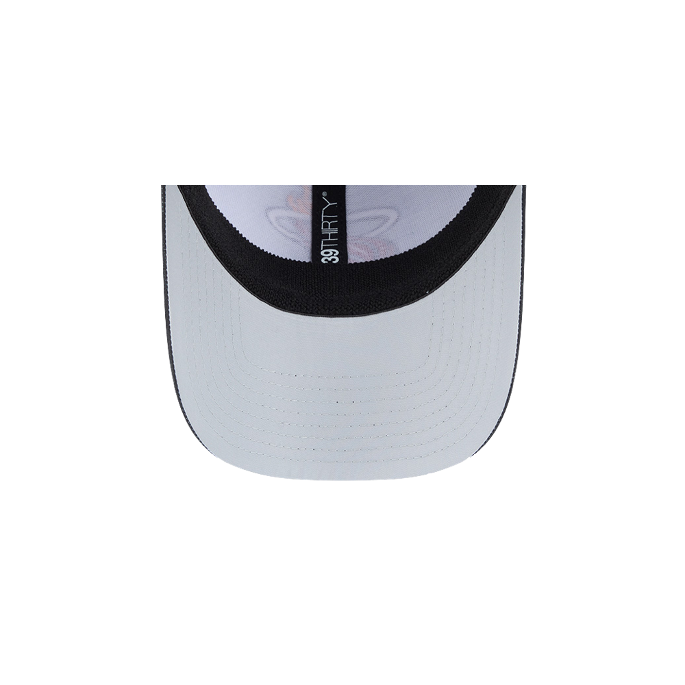 Close-up of the underside of a New Era Miami HEAT Tonal Camo Flex Fit Hat’s light gray brim with black trim and visible stitching; inside band shows the 39THIRTY logo. Made from a polyester-spandex blend for easy spot cleaning.