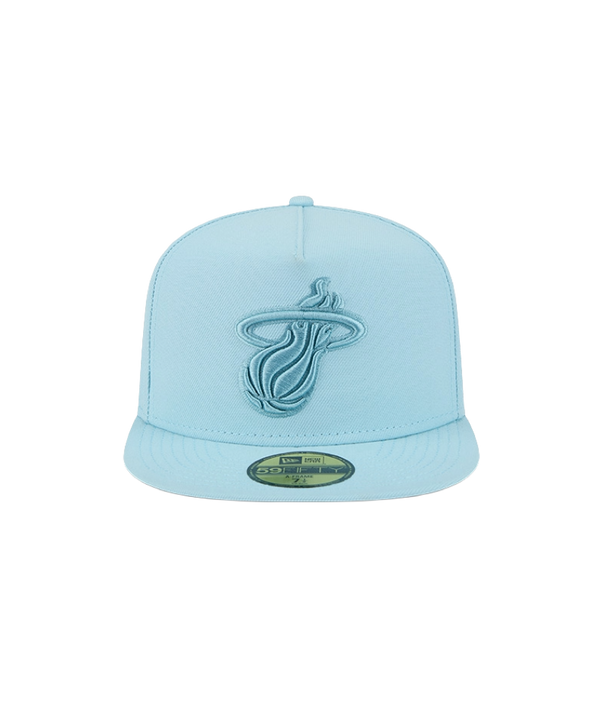 The New Era Miami HEAT Light Blue Color Pack Fitted Hat features the team logo embroidered on the front, a structured fit, flat brim with gold sticker, and is crafted from durable polyester for comfort.