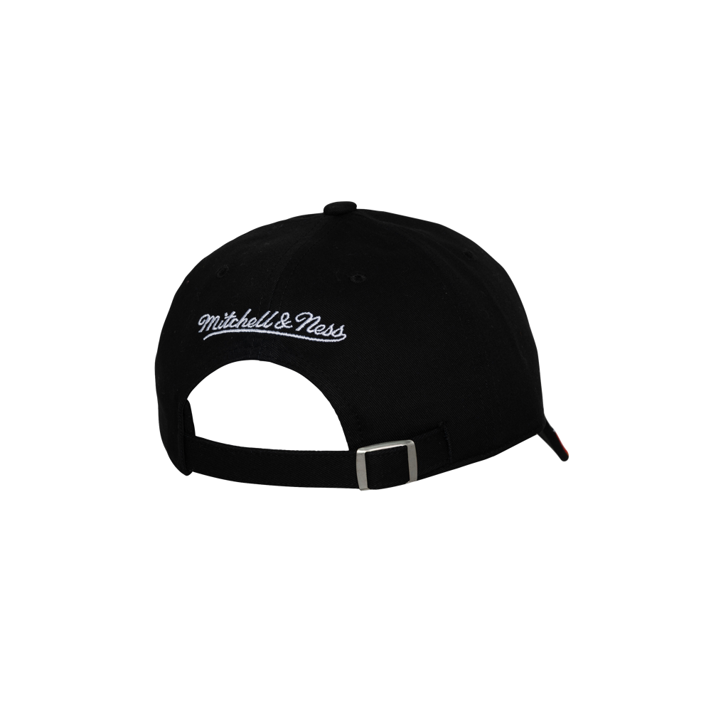 The Mitchell & Ness Miami HEAT Flame Dad Hat is a black cotton cap with white Mitchell & Ness embroidery above an adjustable strap and silver buckle. One size fits most; spot clean for best care.