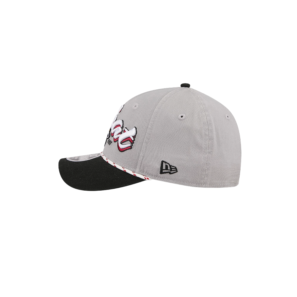 A New Era Miami HEAT Loyal Team Snapback in gray with a black brim, side embroidery, left New Era logo, and A-Frame pinched front, displayed on a plain white background.