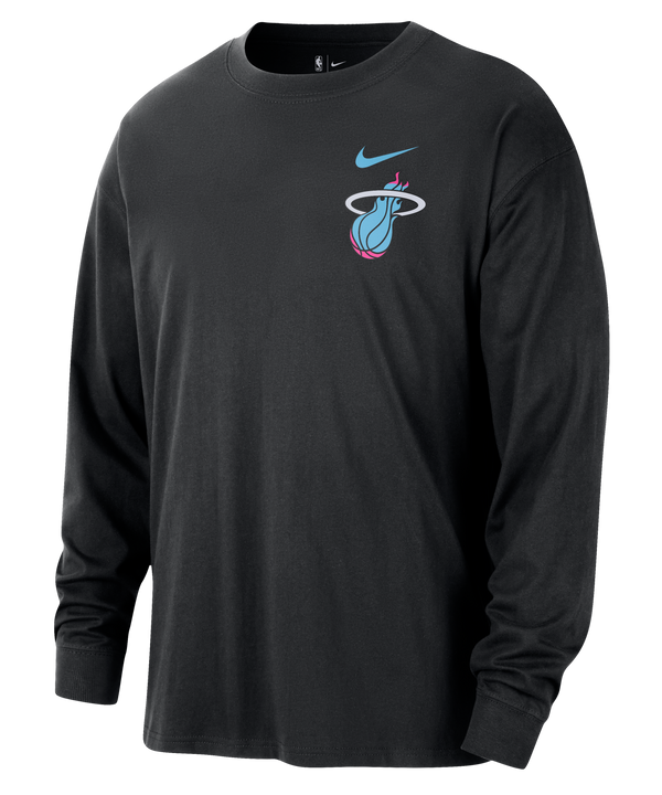 The Nike Miami HEAT Original Vice Nights Logo Long Sleeve Tee is a black, standard-fit cotton shirt featuring a logo. For lasting freshness, wash with like colors.