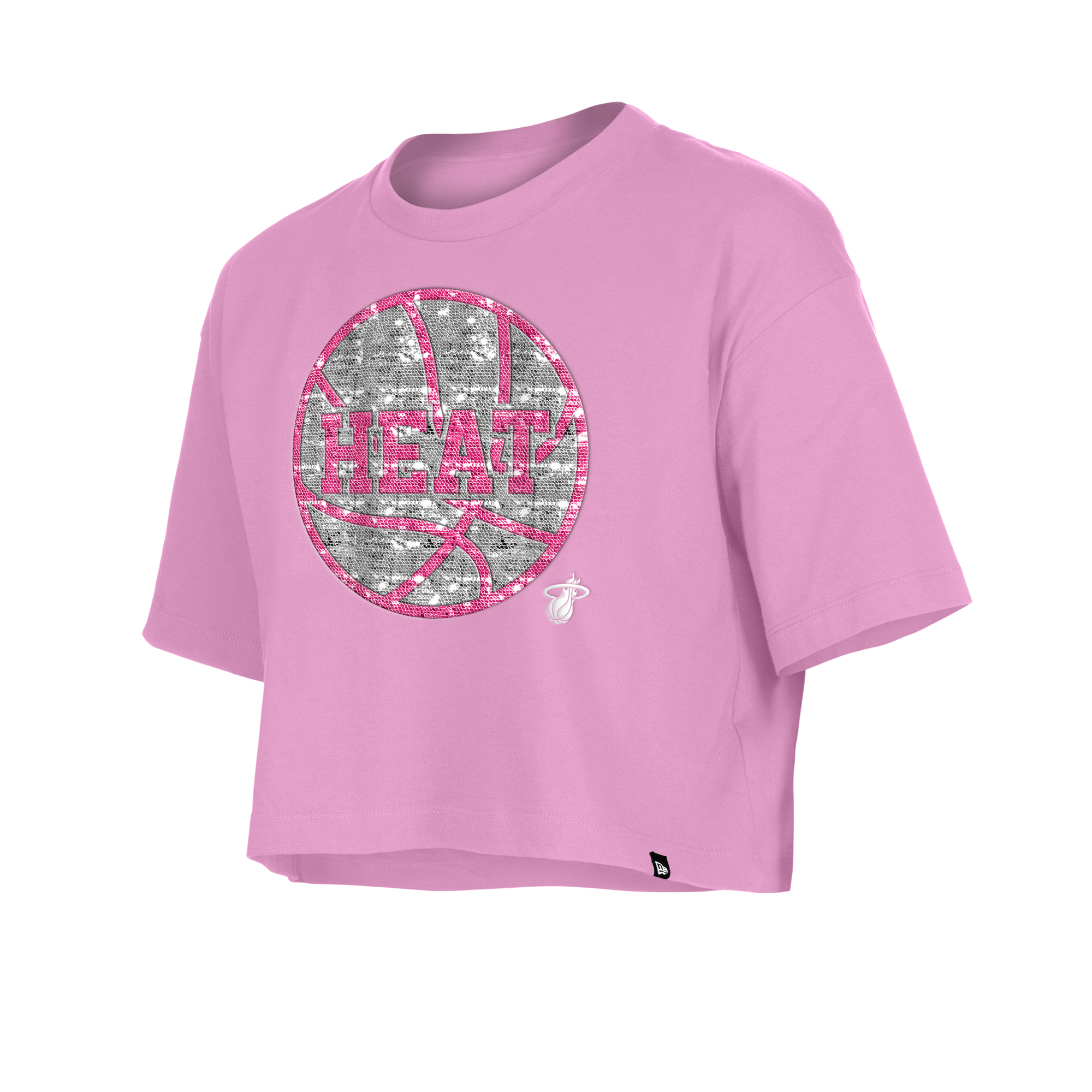 The New Era Miami HEAT Basketball Sequins Girls Tee is a pink cropped, standard-fit T-shirt with a glittery basketball and 