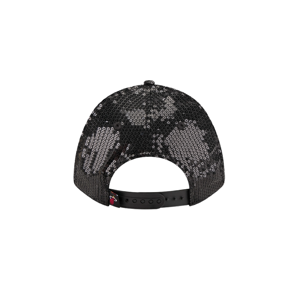 Back view of the New Era Miami HEAT Sequins Women’s Snapback, featuring a black sequin finish, adjustable strap, and small red logo detail on the left side of the strap. This one-size New Era cap is perfect for easy styling and can be spot cleaned to keep it looking fresh.