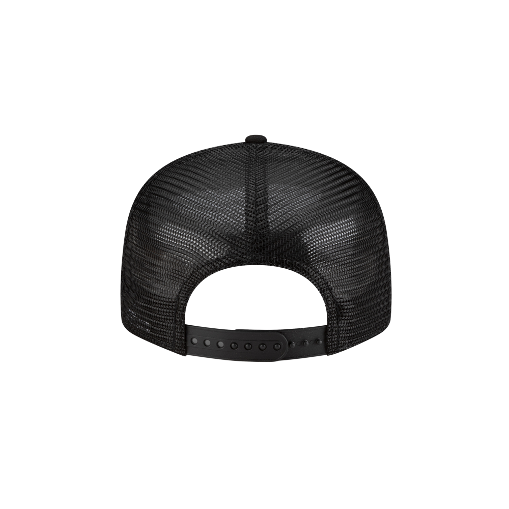 Back view of the Court Culture 