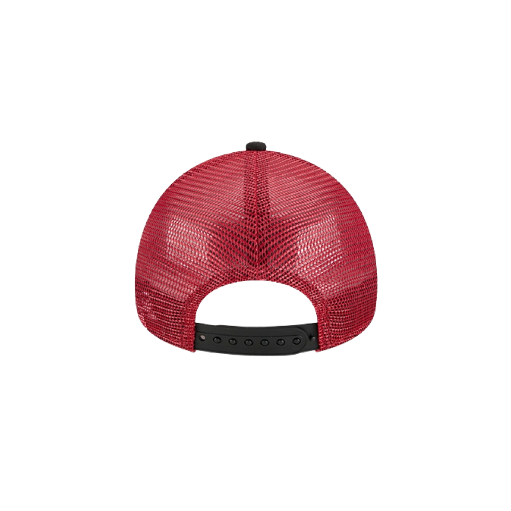 Red mesh back youth trucker snapback cap with adjustable black snap closure, Miami HEAT branding unseen from this angle. - New Era Miami HEAT Streak Youth Trucker Snapback