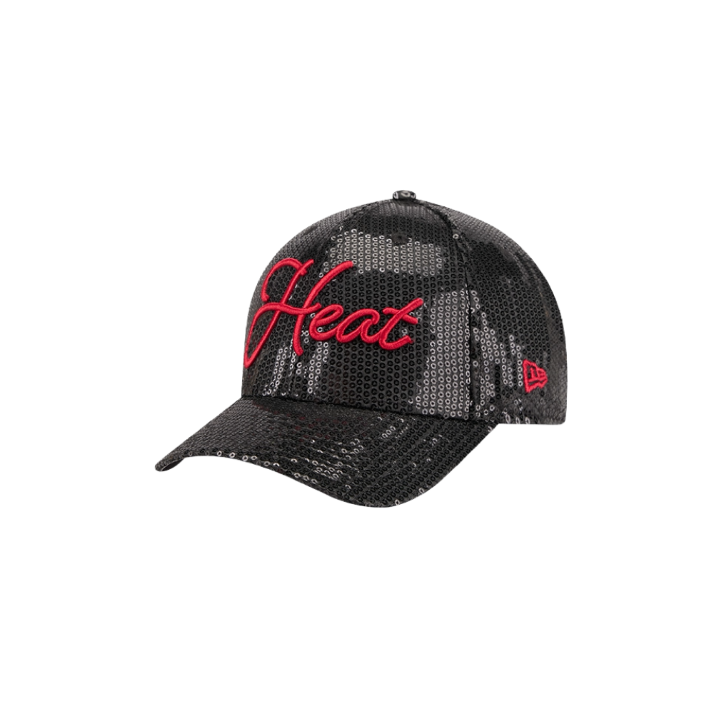 The New Era Miami HEAT Sequins Women’s Snapback features black sequins, “HEAT” embroidered in bold red script on the front, and a small logo on the side. This one-size-fits-most hat from New Era is easy to care for—simply spot clean to keep it looking its best.