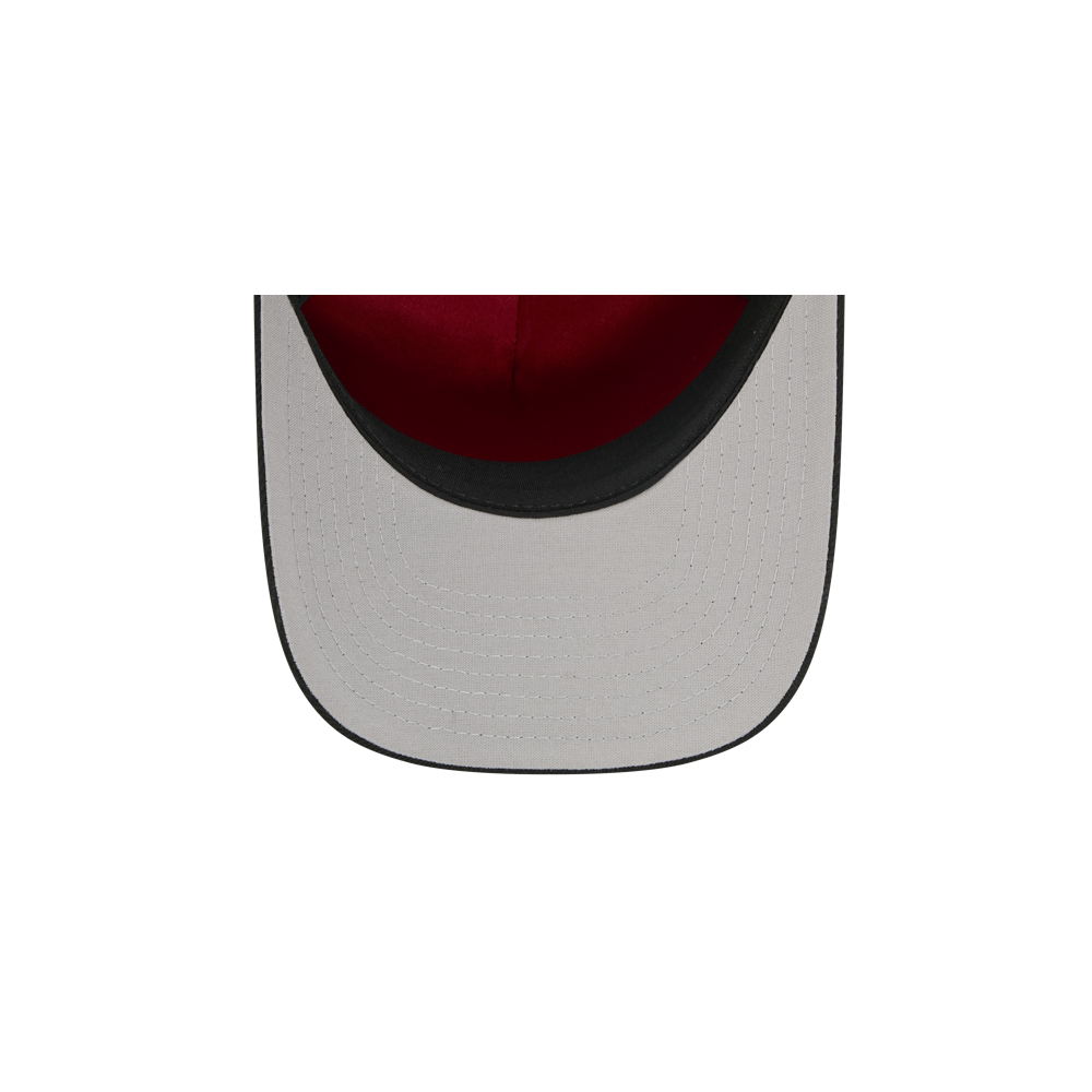 Top view of the New Era Miami HEAT 2025 Tipoff Snapback, showcasing a light gray brim, black edge, and dark red lining—this cap blends classic style with bold team colors.