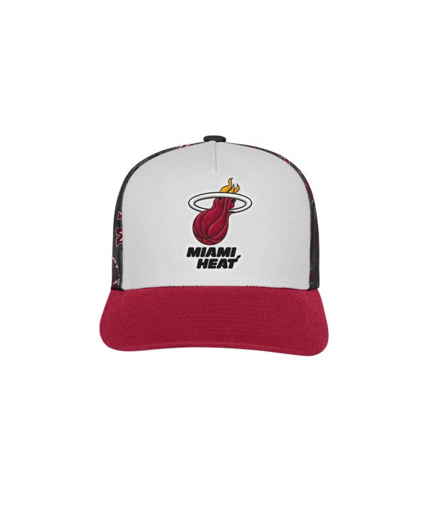 The Outerstuff Miami HEAT Youth Hoop Snapback is a white and red polyester cap with the team logo on the front, red brim, black sides, and adjustable fit. Spot clean for best care.